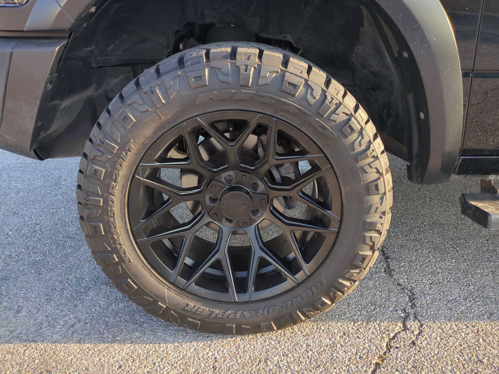 Used 2024 RAM 1500 Warlock AWD/4WD image 31