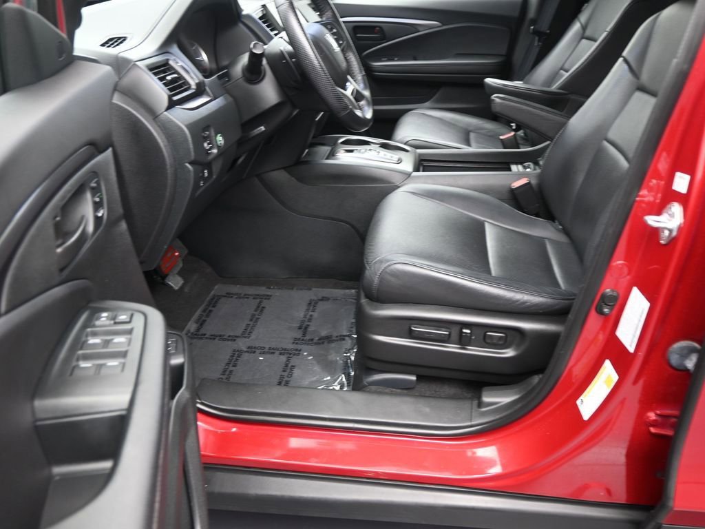 Used 2023 Honda Passport EX-L image 11