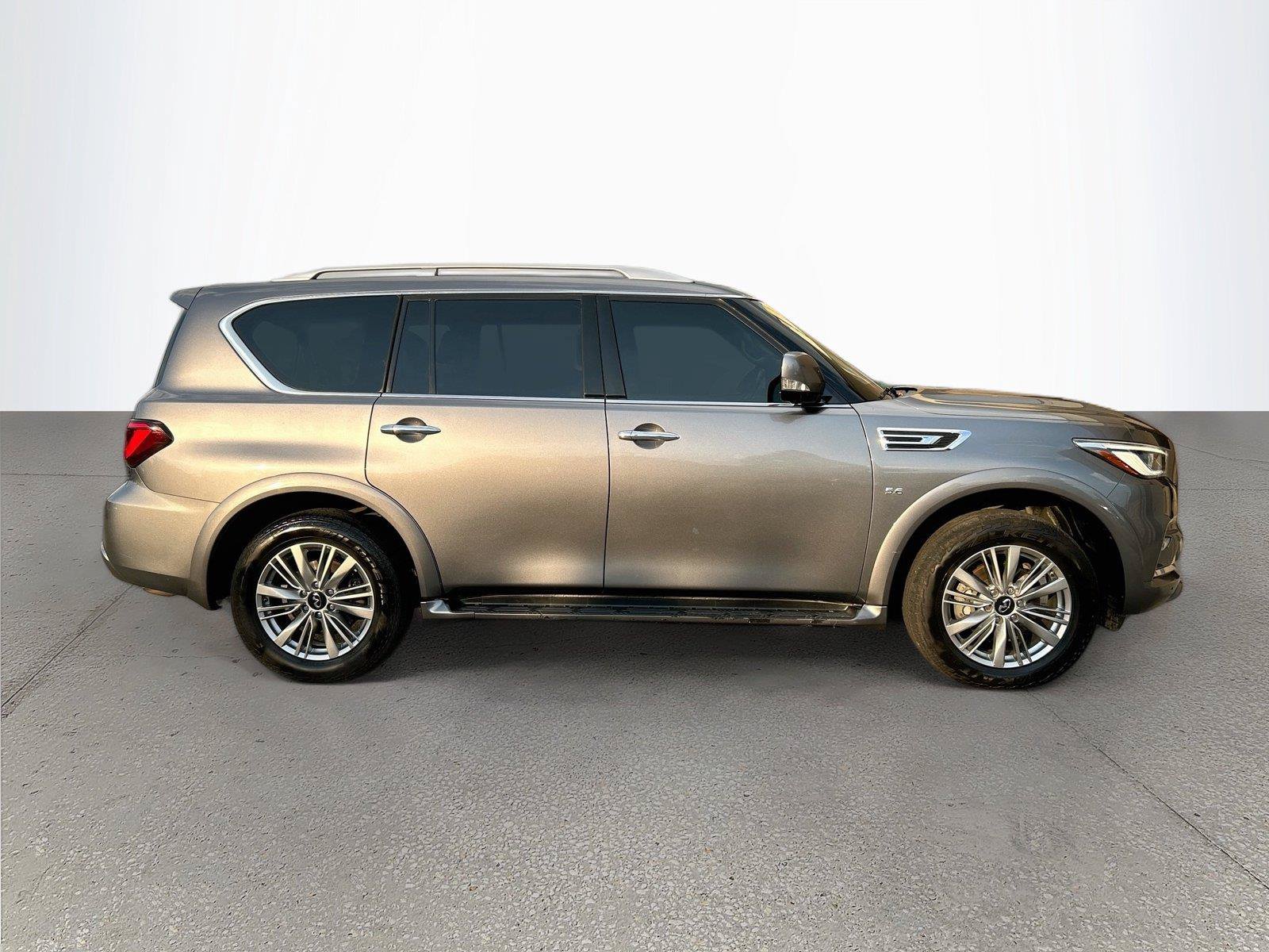 Used 2018 INFINITI QX80 4WD image 3
