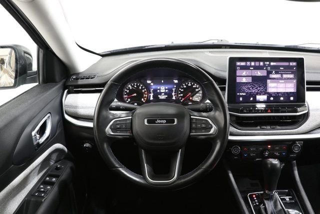 Used 2022 Jeep Compass Latitude w/ Convenience Group AWD/4WD image 12