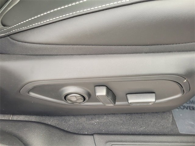 New 2025 Jeep Grand Cherokee Limited image 16