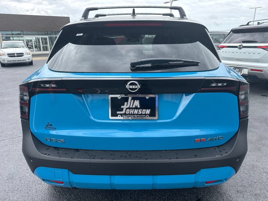 New 2026 Nissan Kicks SR w/ Cold Weather Package AWD/4WD image 4