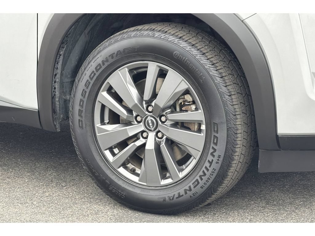 Used 2024 Nissan Pathfinder SV FWD image 33