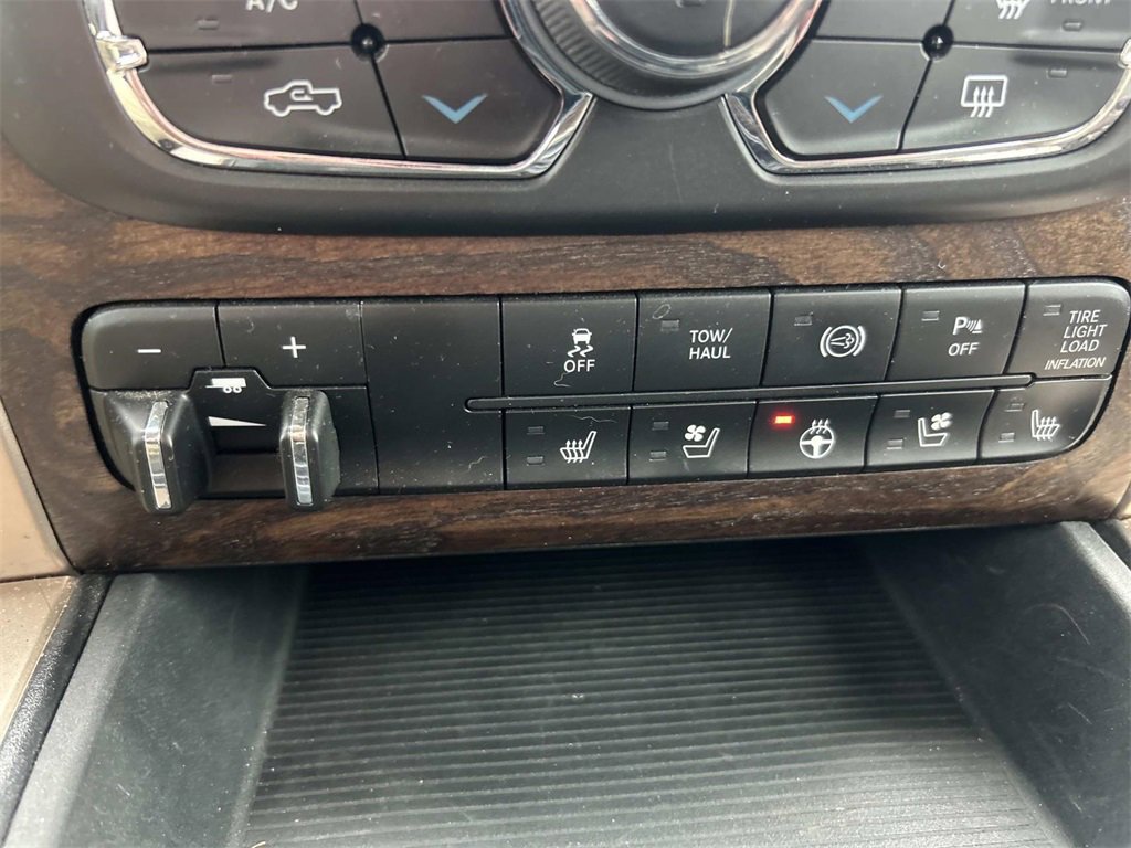 Used 2013 RAM 2500 Longhorn w/ Convenience Group image 20