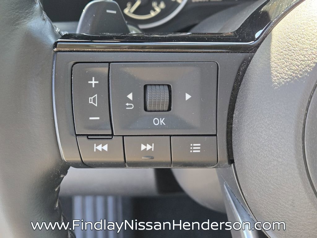 Used 2024 Nissan Pathfinder SL FWD image 22