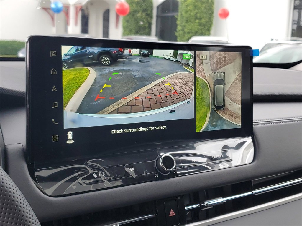 New 2025 Mitsubishi Outlander SE image 29