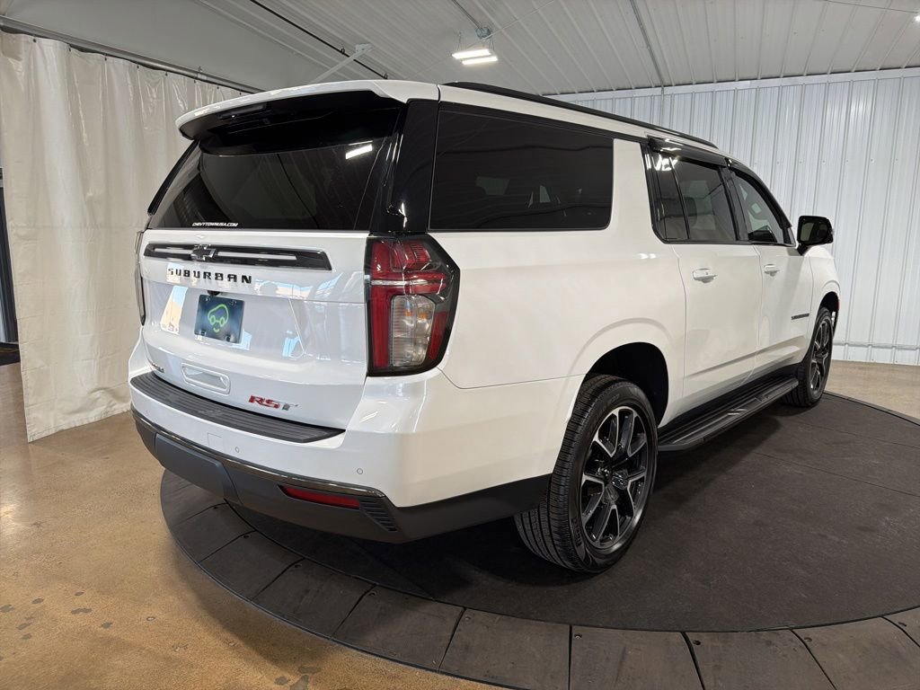 Certified 2022 Chevrolet Suburban RST w/ Luxury Package AWD/4WD image 9