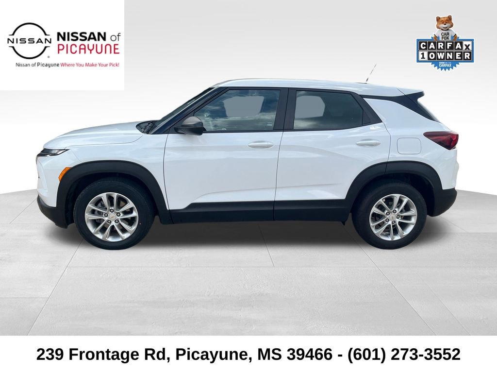 Used 2024 Chevrolet TrailBlazer LS image 2