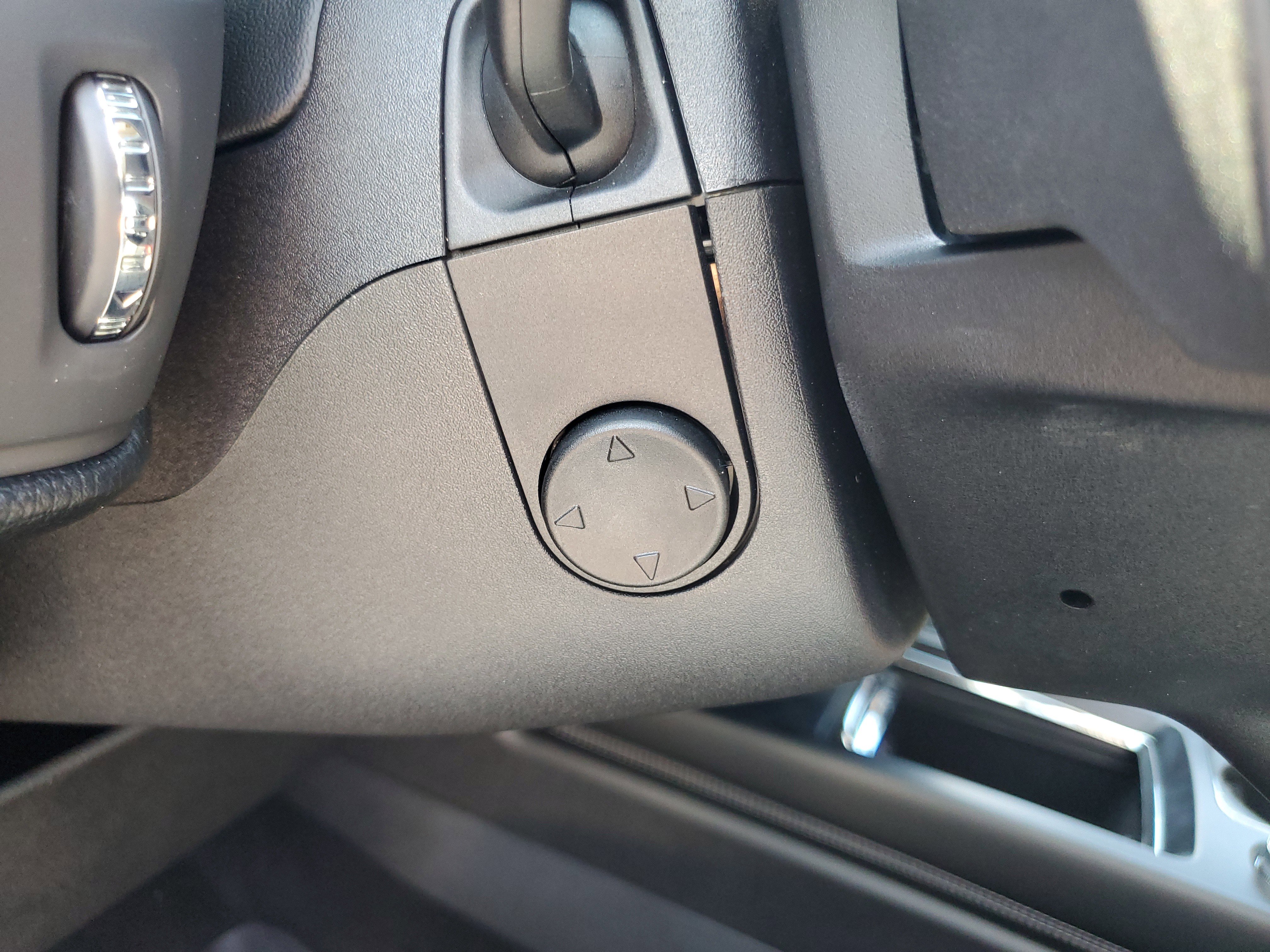 New 2025 Lincoln Corsair Reserve w/ Equipment Group 202A image 16