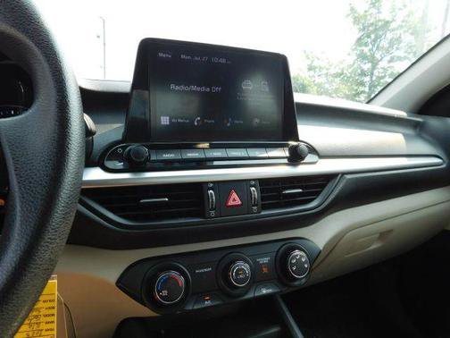 Used 2023 Kia Forte LXS w/ LXS Technology Package FWD image 16