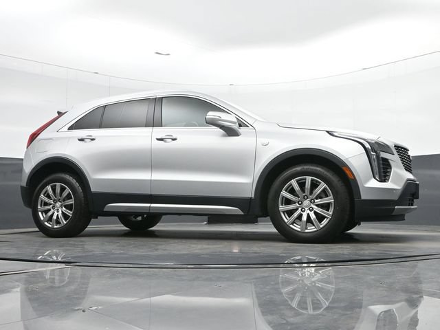 Used 2022 Cadillac XT4 Premium Luxury w/ Safety Alert Package AWD/4WD image 34