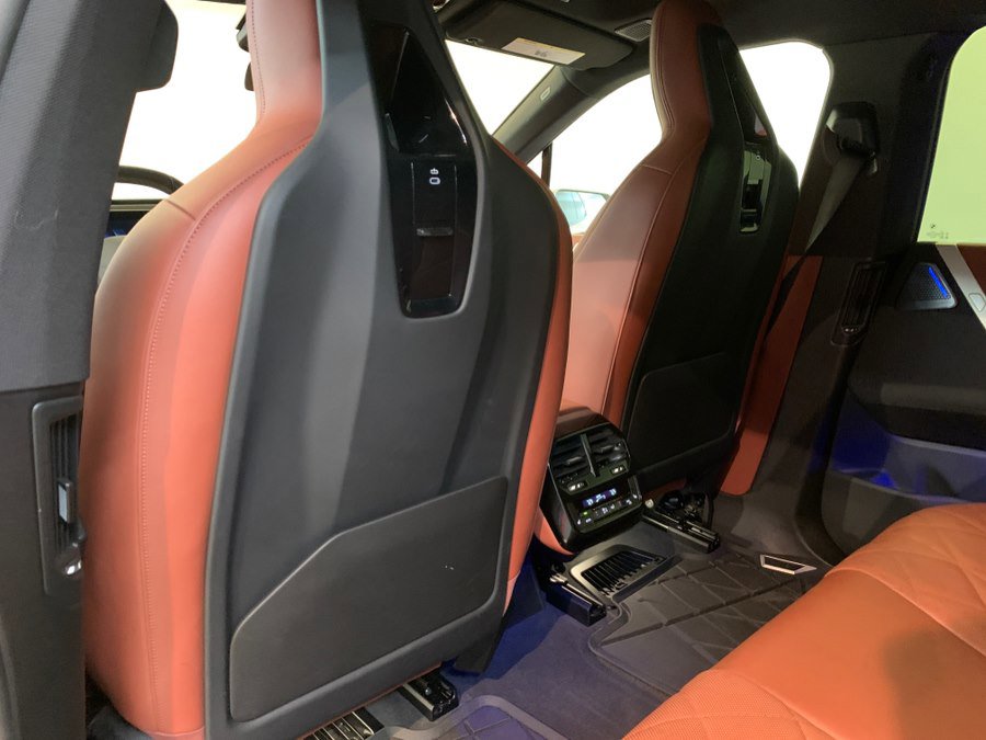 Used 2024 BMW iX M60 image 48