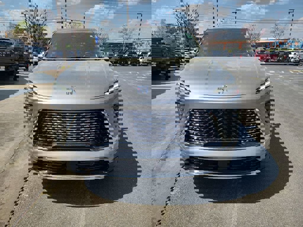 Certified 2025 Buick Enclave Avenir w/ Super Cruise Package image 3