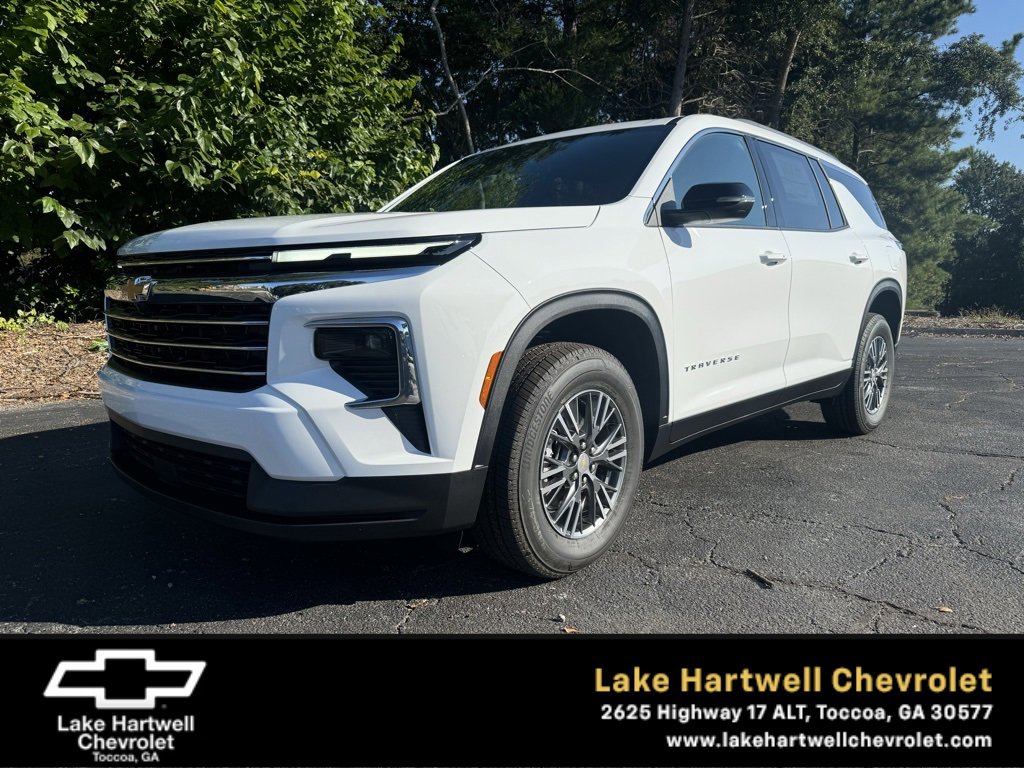 New 2026 Chevrolet Traverse LT image 1