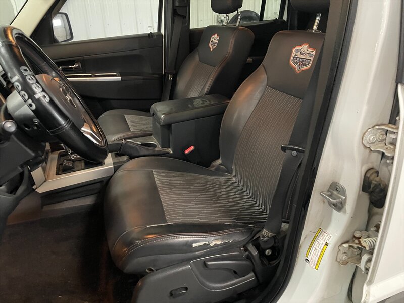 Used 2012 Jeep Liberty Arctic AWD/4WD image 14