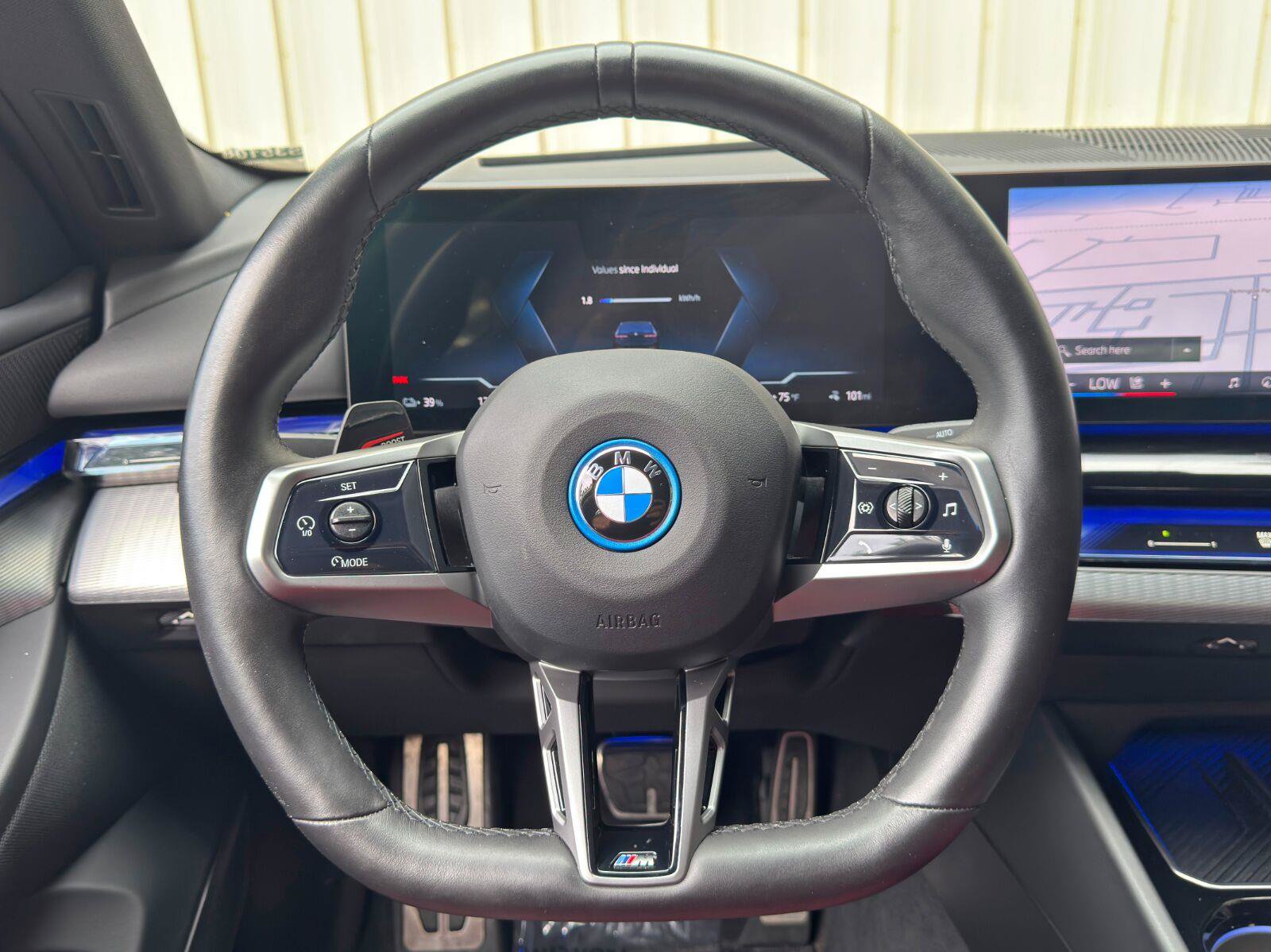 Used 2025 BMW i5 xDrive40 w/ M Sport Package AWD/4WD image 20