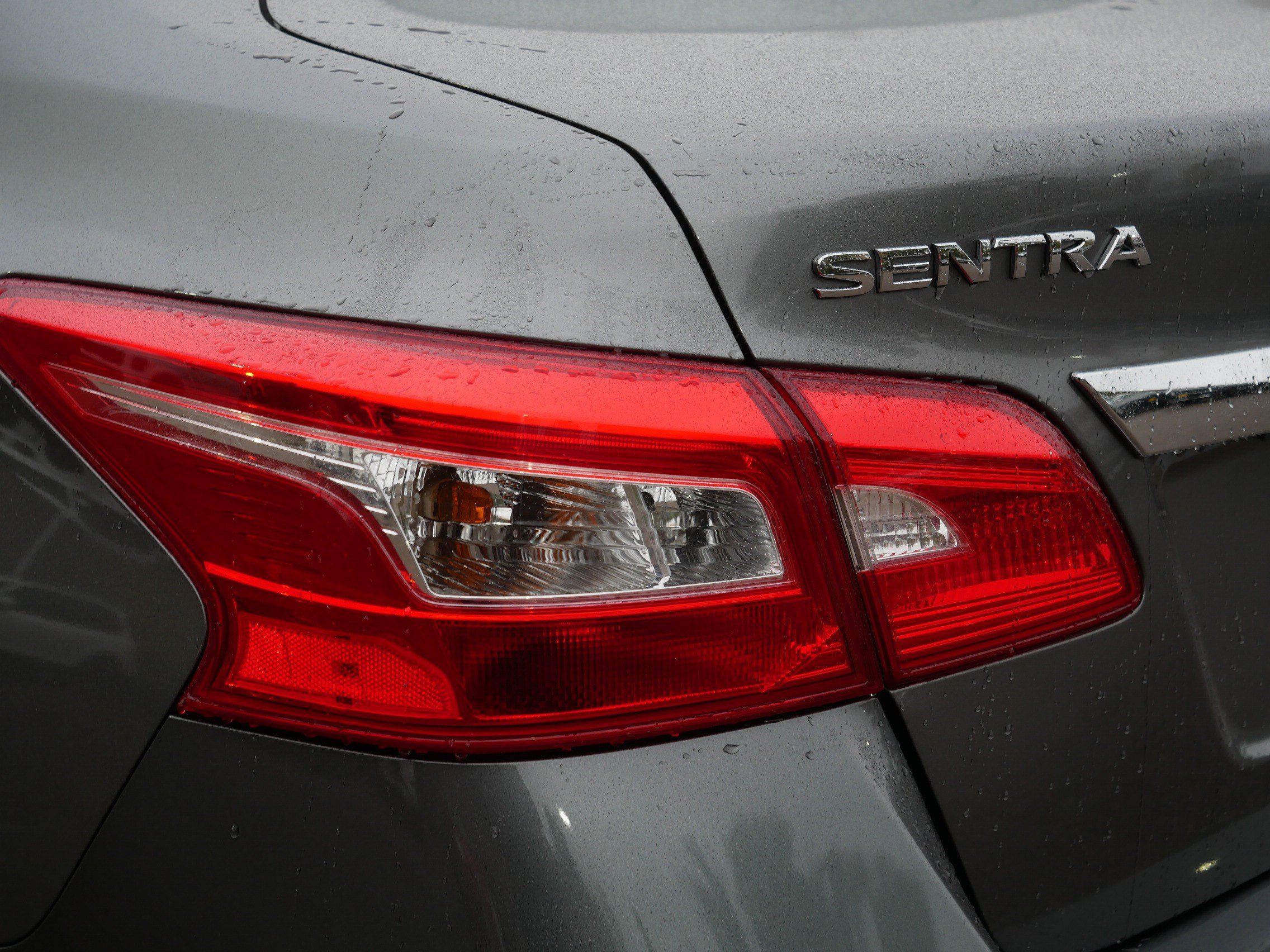 Certified 2019 Nissan Sentra S FWD image 17