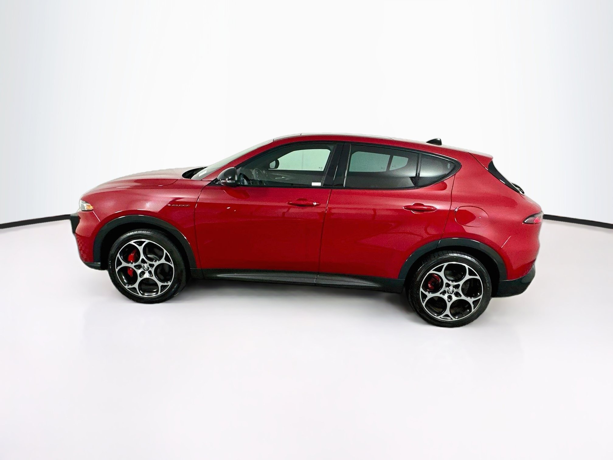 Used 2024 Alfa Romeo Tonale Veloce AWD/4WD image 4