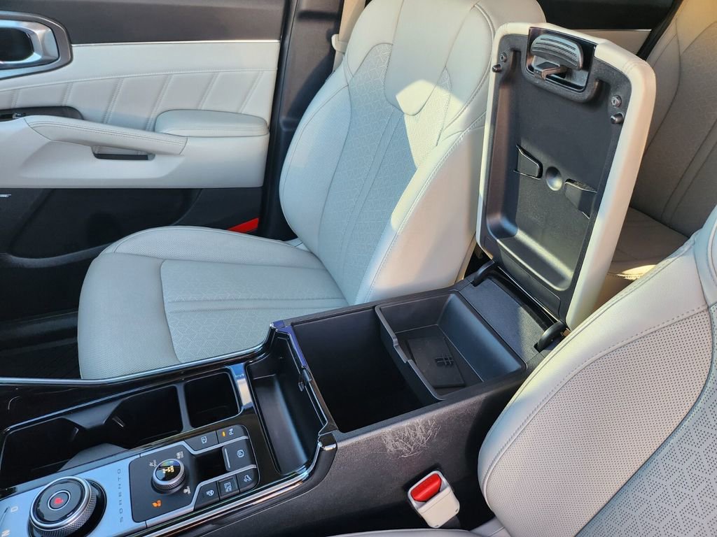 Used 2024 Kia Sorento SX Prestige image 30
