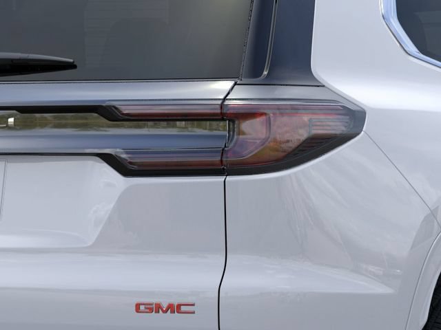 New 2026 GMC Acadia Denali w/ Super Cruise Package FWD image 38