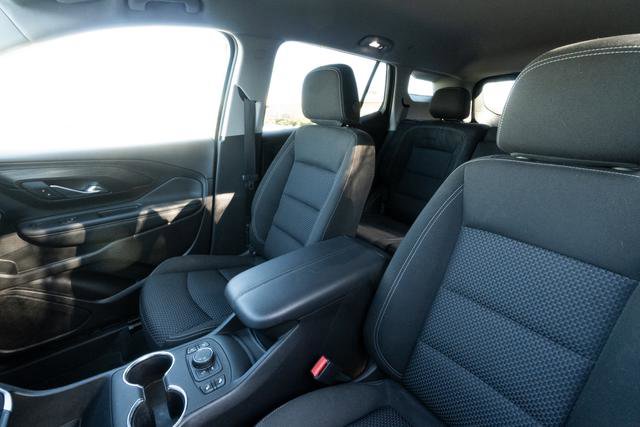 Used 2024 GMC Terrain SLE w/ Driver Convenience Package image 24