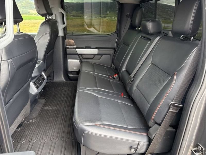 Used 2024 Ford F350 Lariat w/ Black Appearance Package AWD/4WD image 31