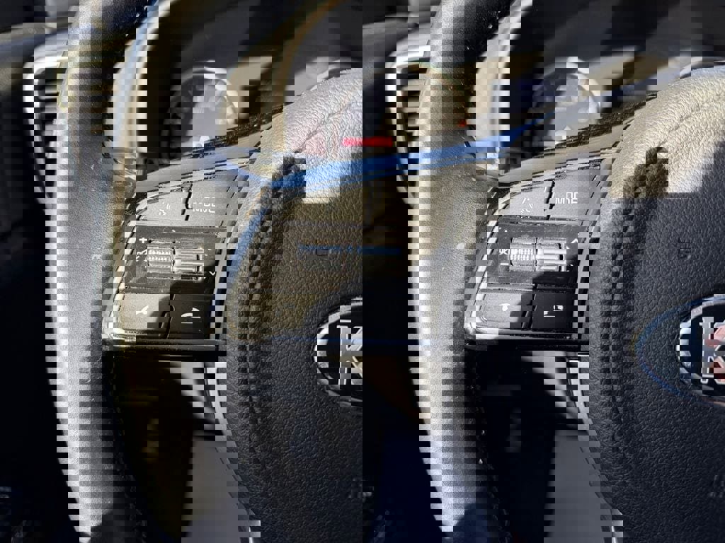 Used 2020 Kia Sportage EX image 17