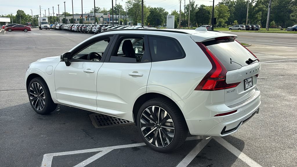 New 2026 Volvo XC60 T8 Ultra w/ Protection Package Premier AWD/4WD image 4