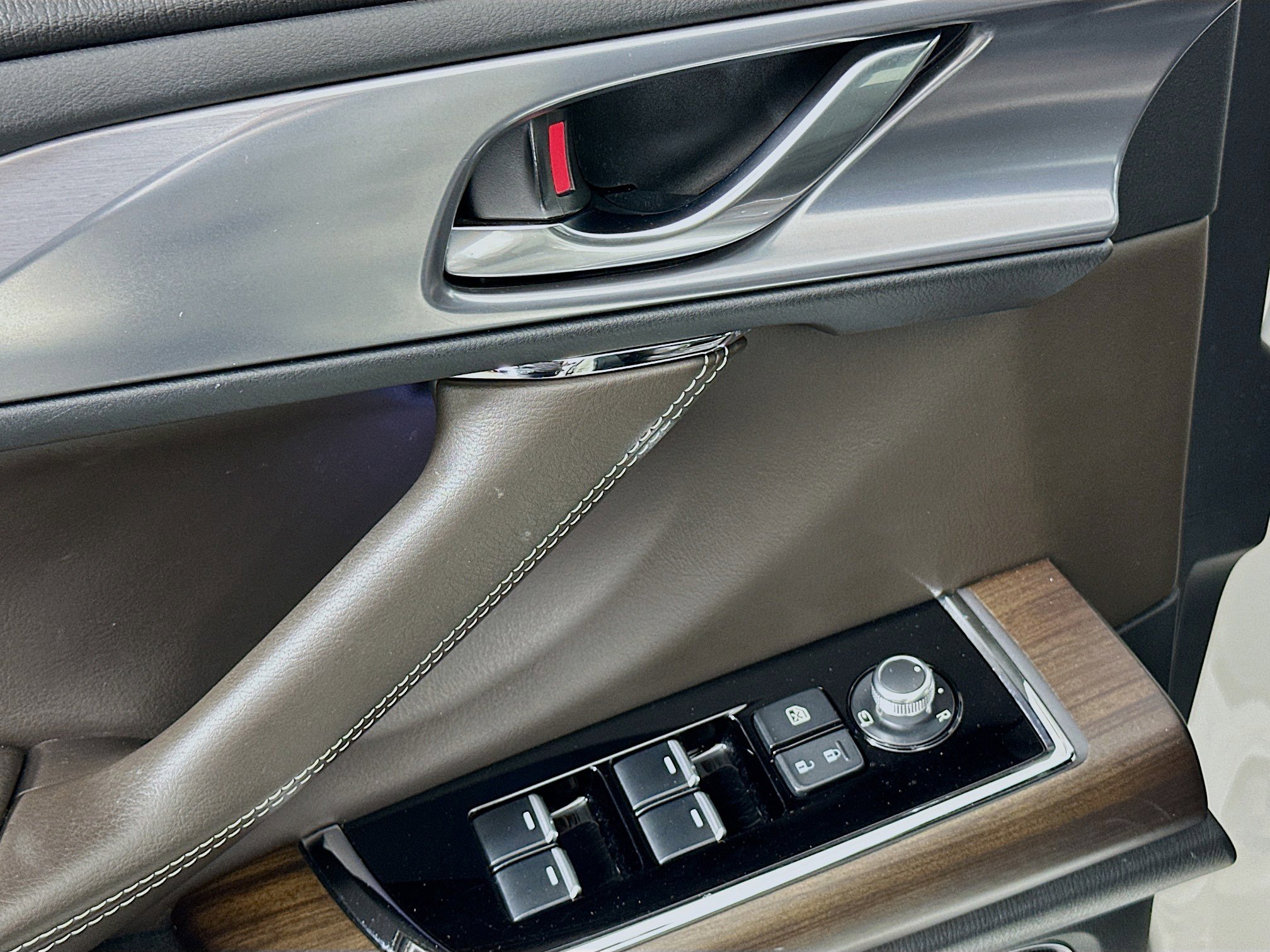 Used 2020 MAZDA CX-9 Signature image 15