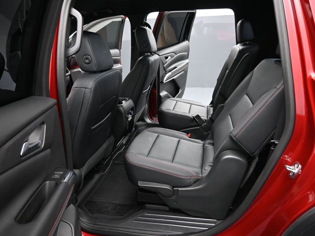 Used 2024 Chevrolet Traverse Z71 w/ LPO, Floor Liner Package image 15