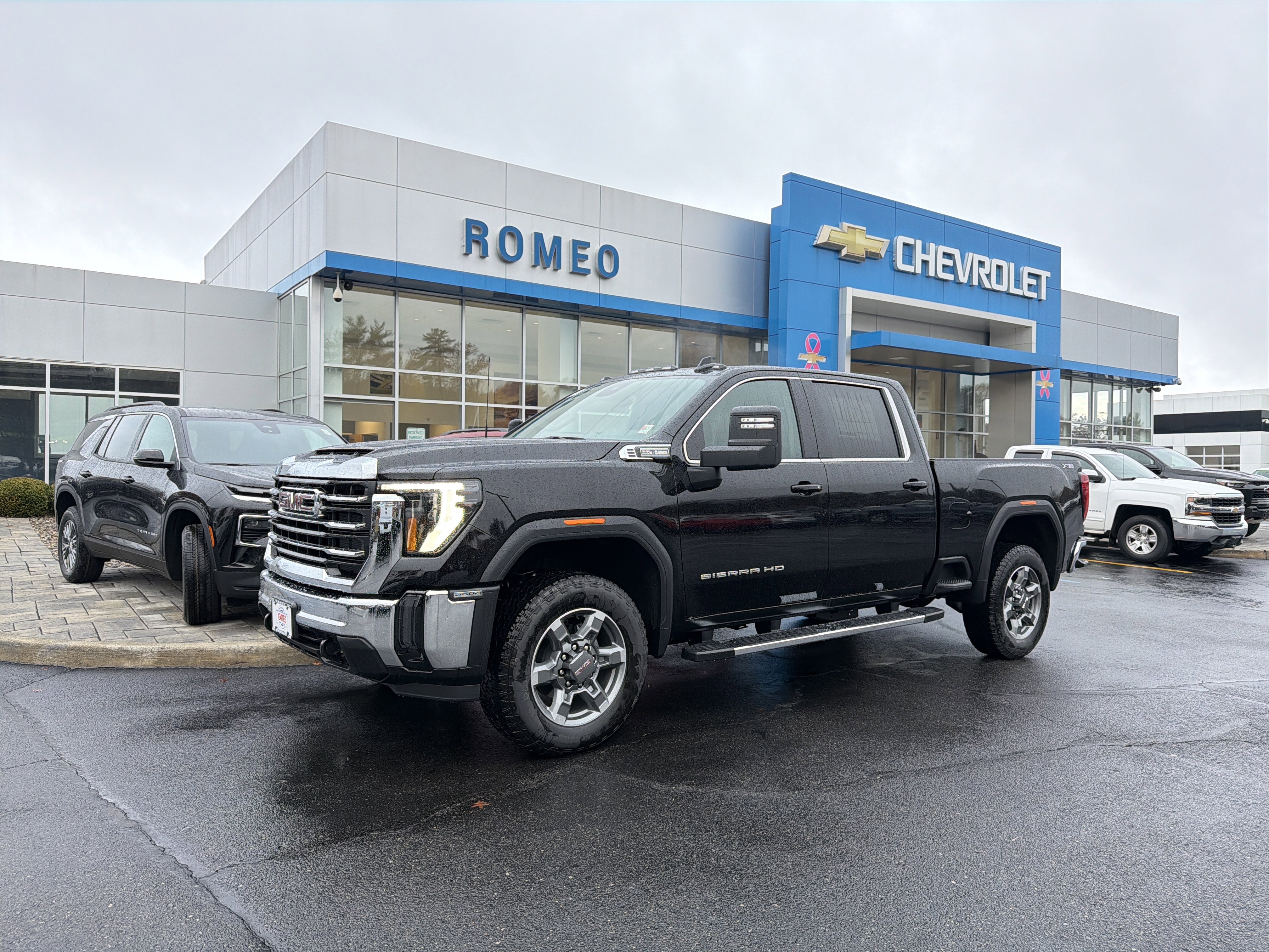 New 2026 GMC Sierra 2500 SLE w/ SLE Value Package; image 1