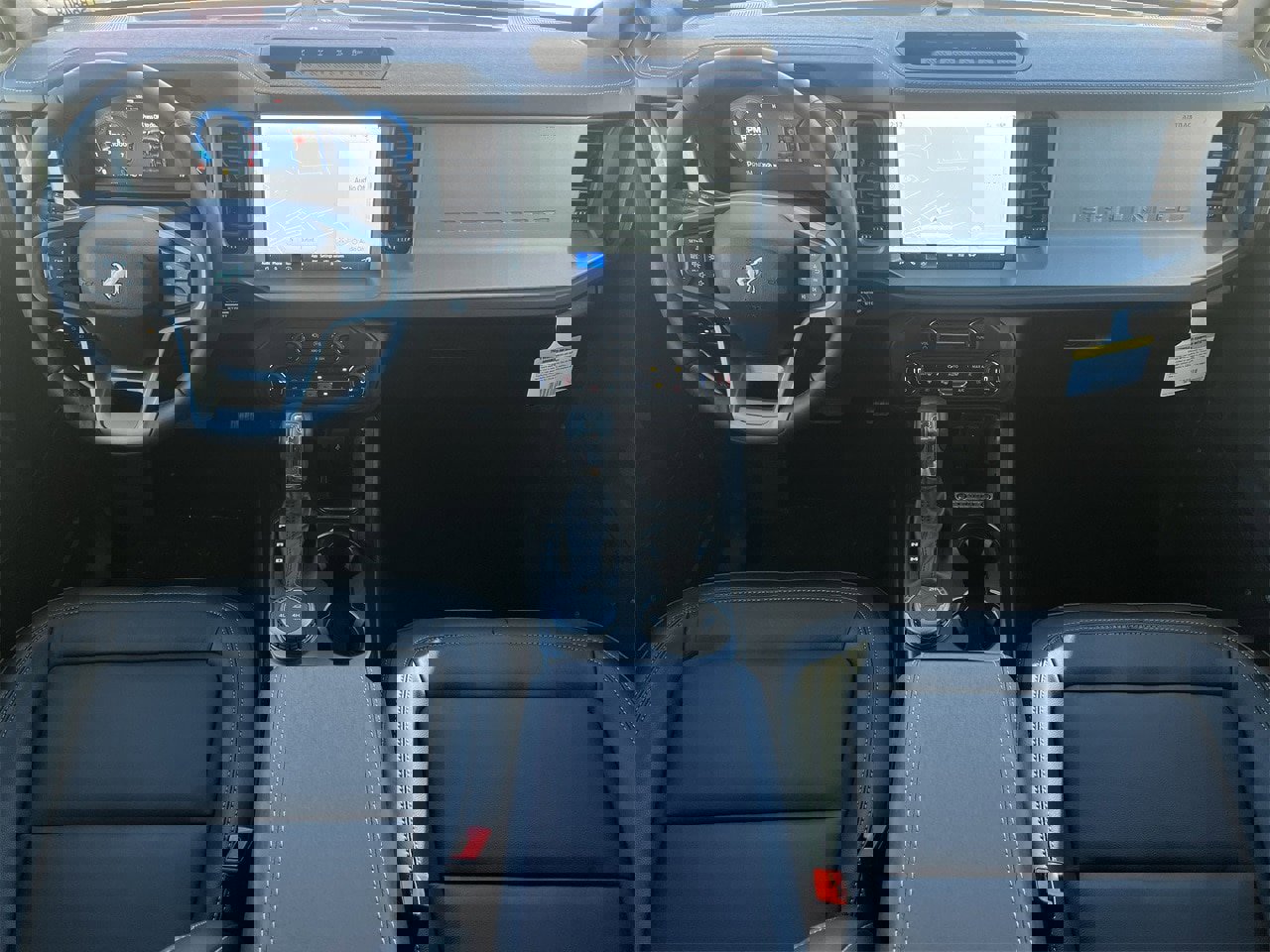 New 2025 Ford Bronco Outer Banks w/ Sasquatch Package image 2