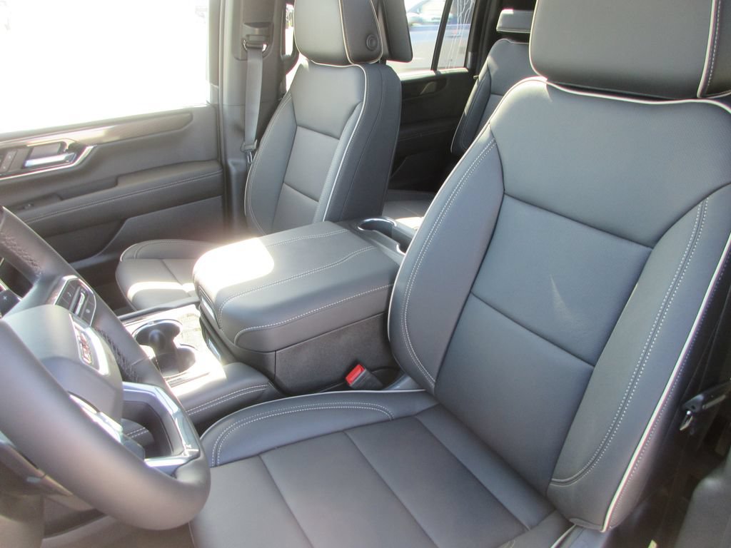 New 2026 GMC Yukon XL Elevation w/ Elevation Premium Package AWD/4WD image 12