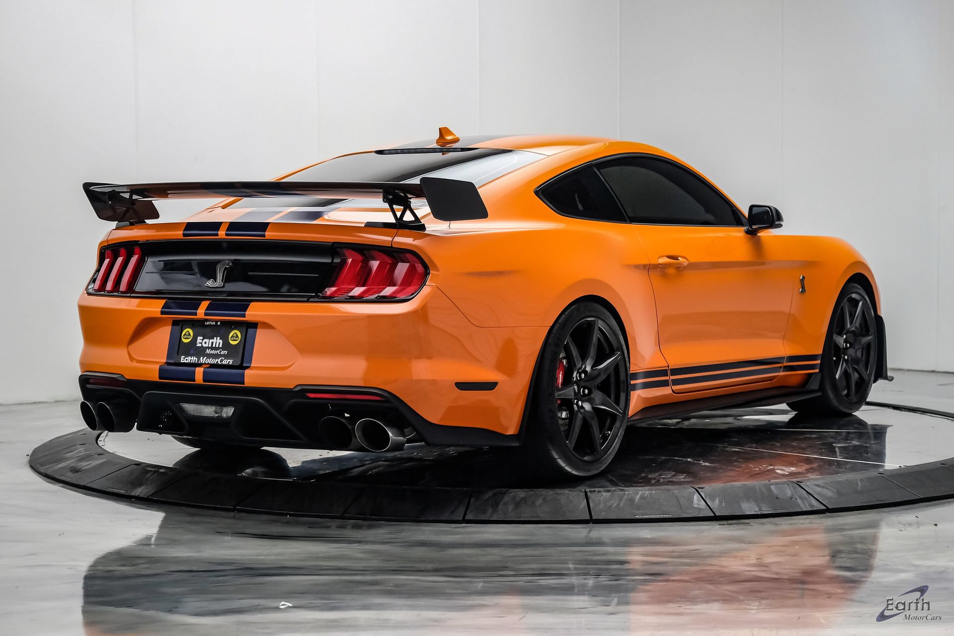 Used 2020 Ford Mustang Shelby GT500 w/ Carbon Fiber Track Pack RWD image 21