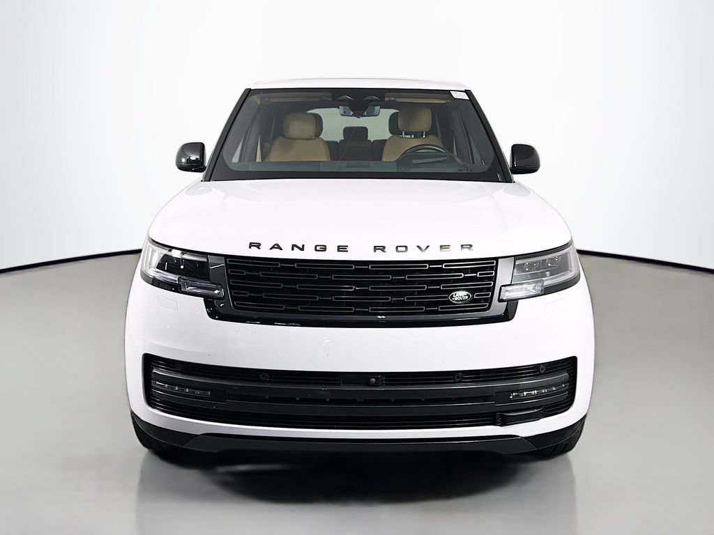 Used 2024 Land Rover Range Rover SE AWD/4WD image 2