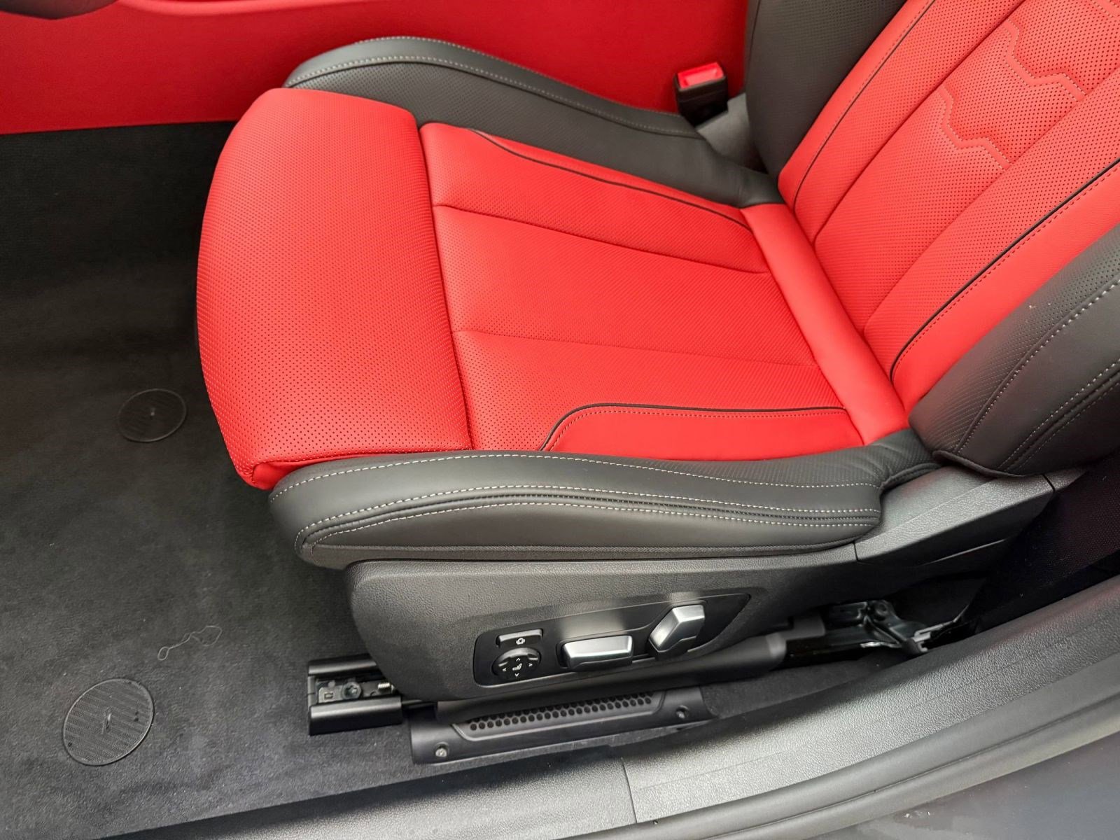 Used 2026 BMW 840i image 11