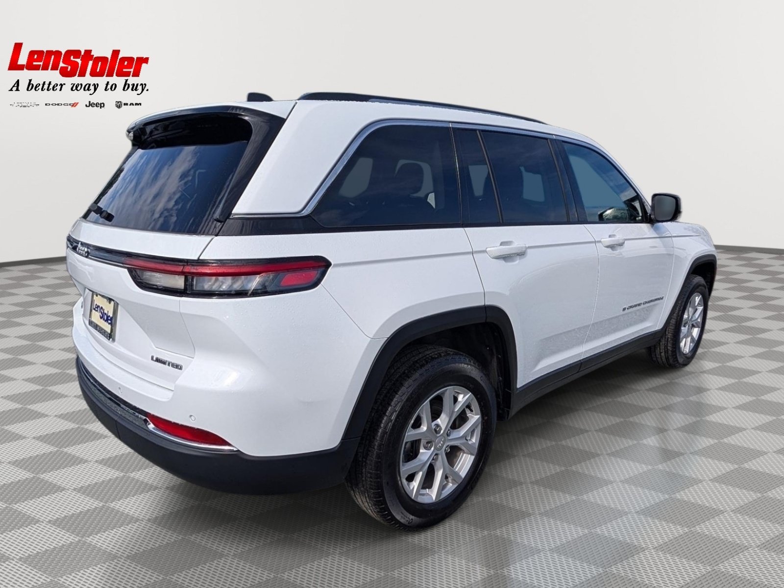 Used 2023 Jeep Grand Cherokee Limited AWD/4WD image 5