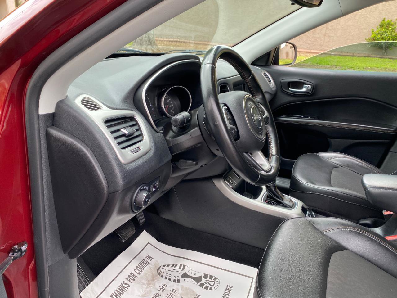 Used 2021 Jeep Compass Latitude FWD image 29