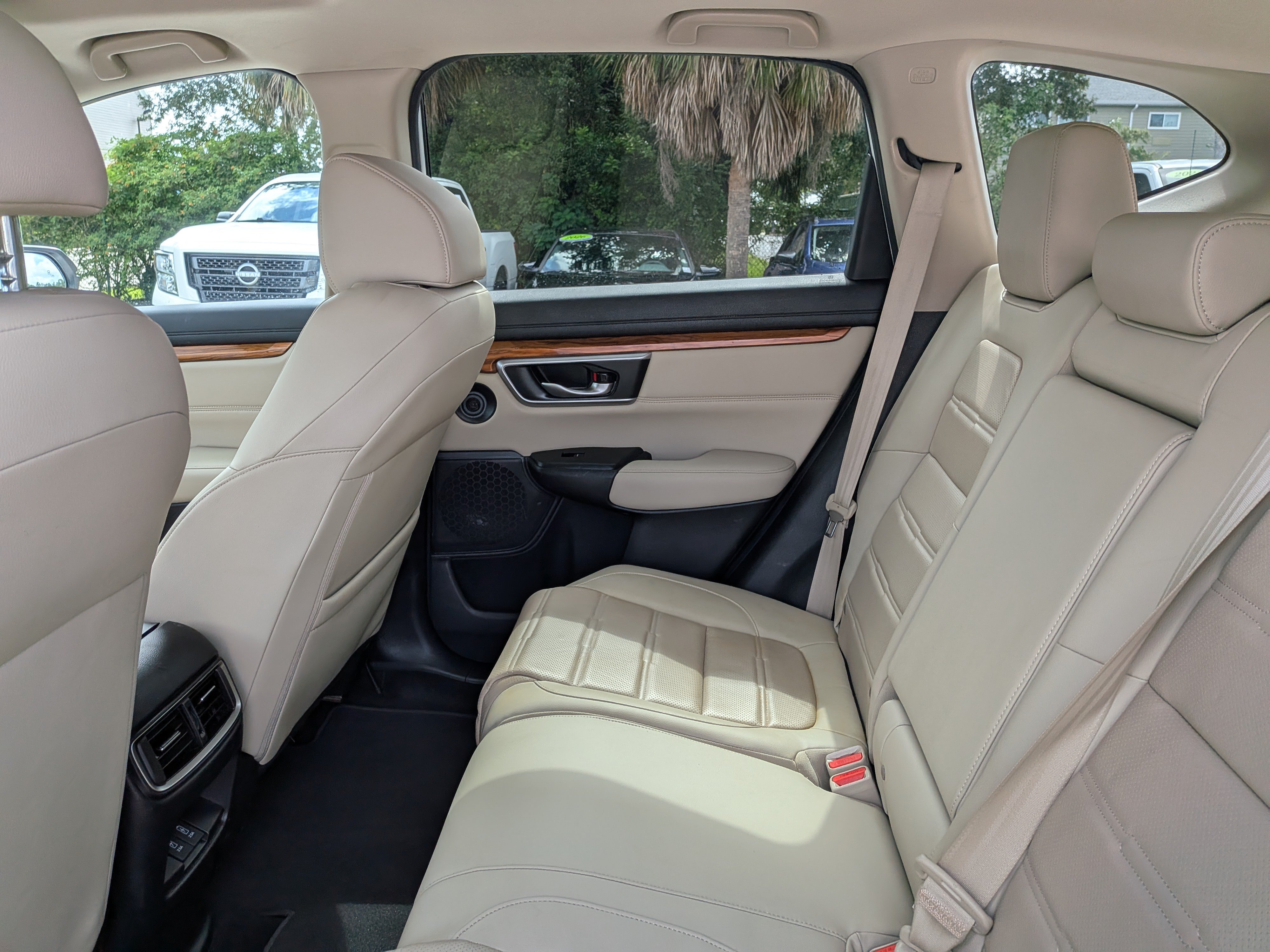 Used 2020 Honda CR-V Touring image 15