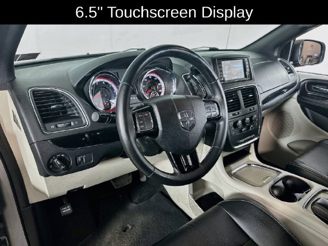 Used 2019 Dodge Grand Caravan SXT FWD image 21