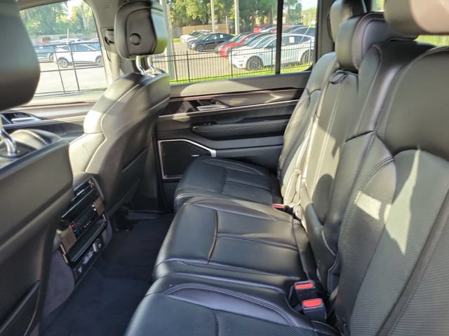 Used 2024 Jeep Wagoneer L 4WD image 13