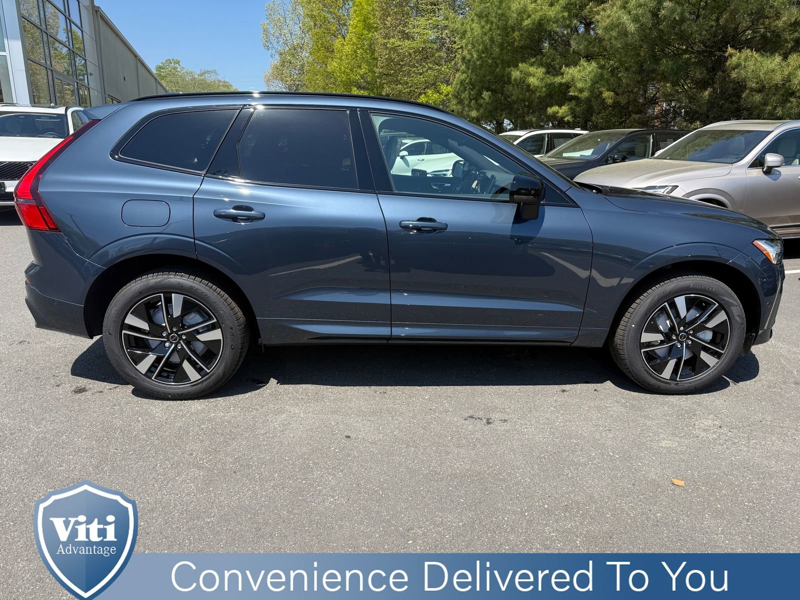New 2026 Volvo XC60 B5 Plus w/ Protection Package Premier AWD/4WD image 9