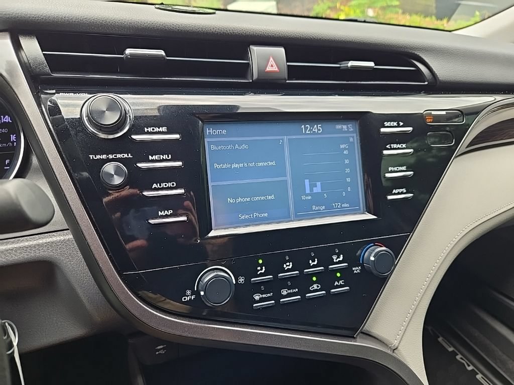 Used 2019 Toyota Camry LE FWD image 26