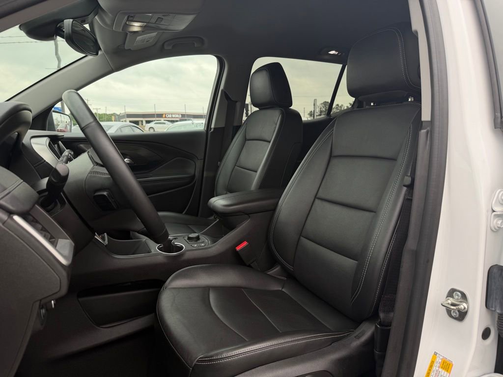 Used 2024 GMC Terrain SLT AWD/4WD image 10
