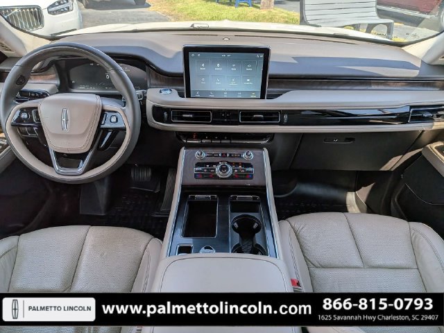 Certified 2022 Lincoln Aviator Reserve RWD image 16