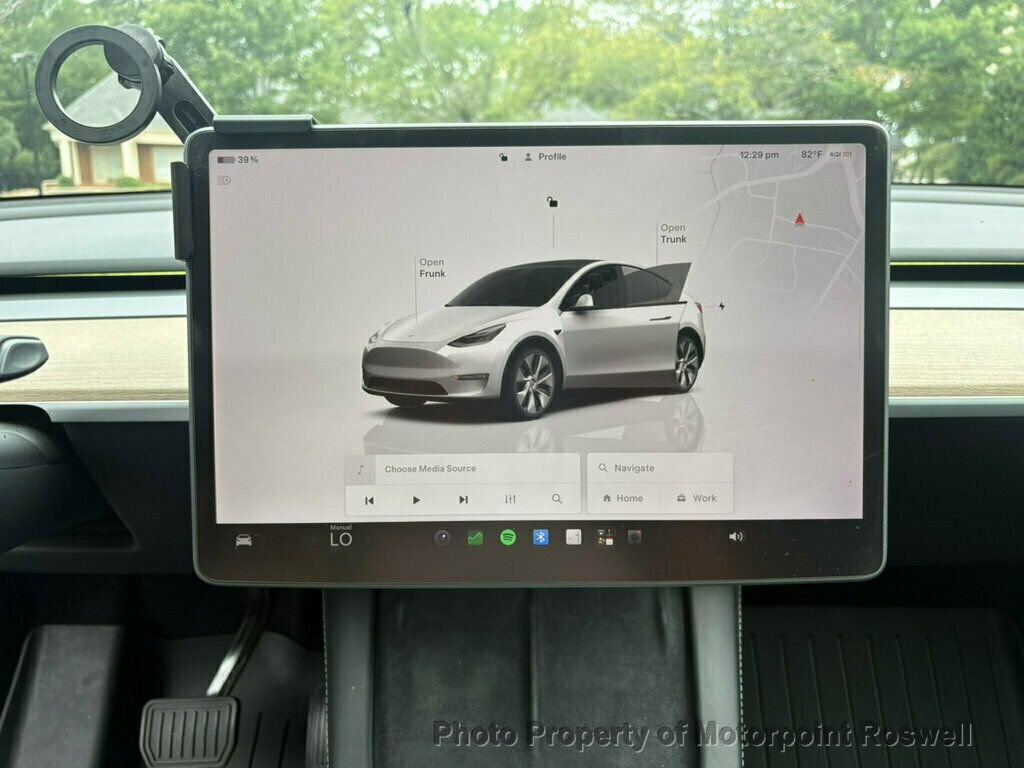 Used 2023 Tesla Model Y Long Range AWD/4WD image 19