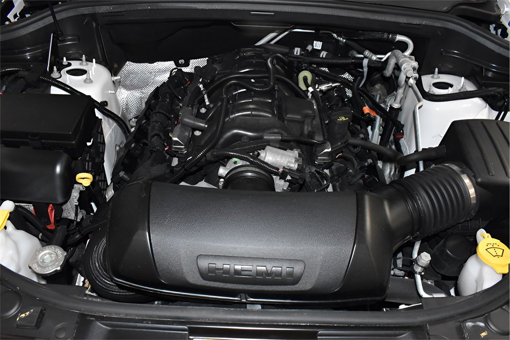 Used 2025 Dodge Durango R/T image 11