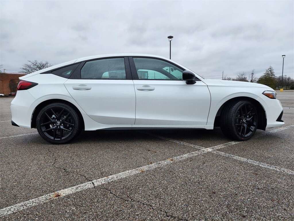 Certified 2024 Honda Civic Sport image 13