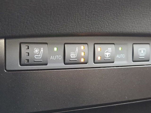 New 2025 Lexus ES 350 Ultra Luxury image 11