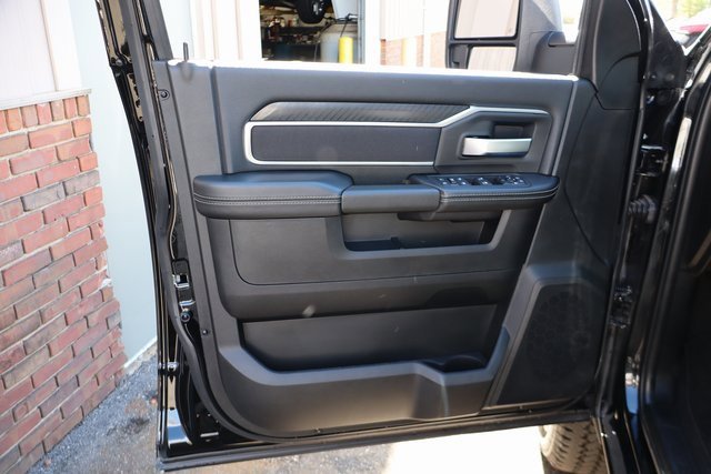 Used 2025 RAM 2500 Big Horn image 12